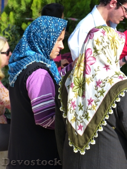 Devostock Woman Headscarf Muslim Colorful