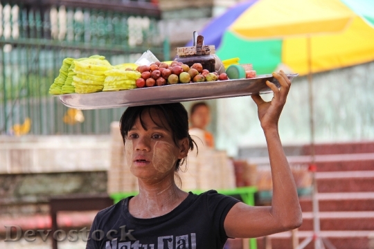 Devostock Woman Selling Fruits Face