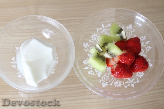 Devostock Yogurt Suites Strawberry Food
