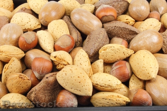 Devostock Almonds Nuts Hazelnuts Mixed