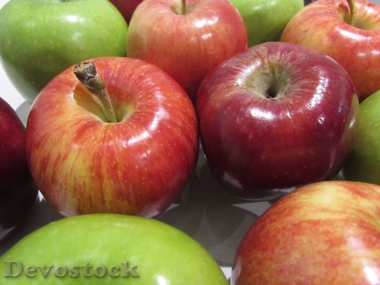 Devostock Apples Red Green Rosh 0