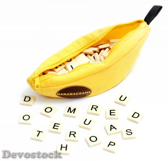 Devostock Bananagrams Gme 4K