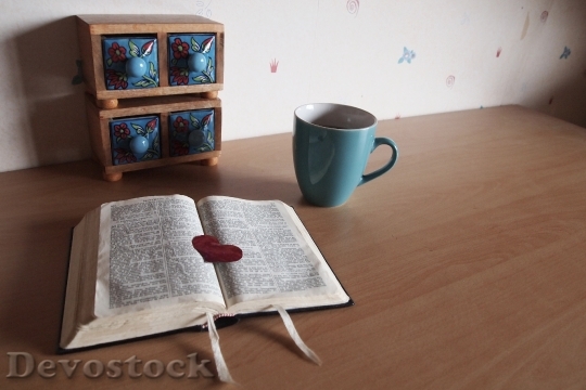 Devostock Bible Read Coffee Cup