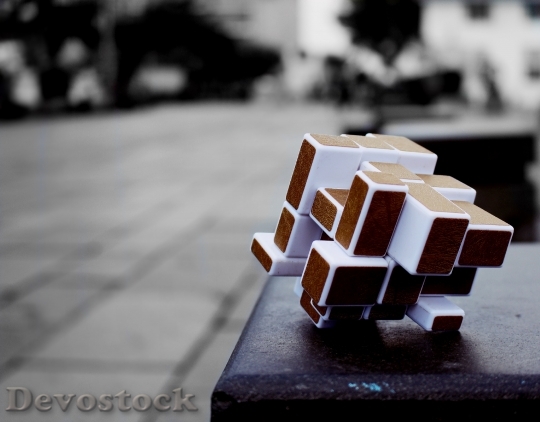 Devostock Black And White Toy Cube 4345