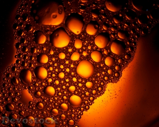 Devostock Bubbles Abstract Art Gold