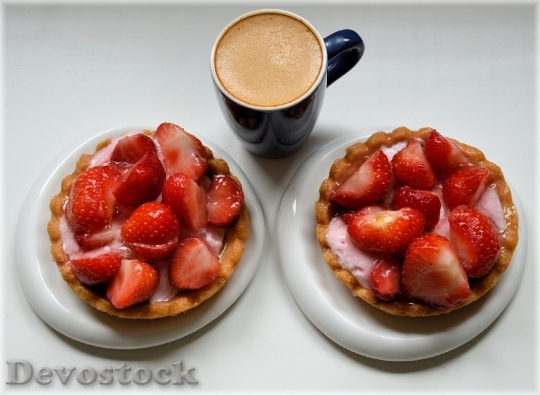 Devostock Cakes Strawberry Coffee Dessert