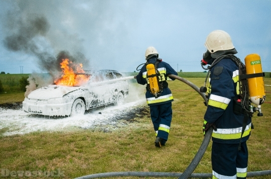 Devostock Car Vehicle Fire 4763 4K