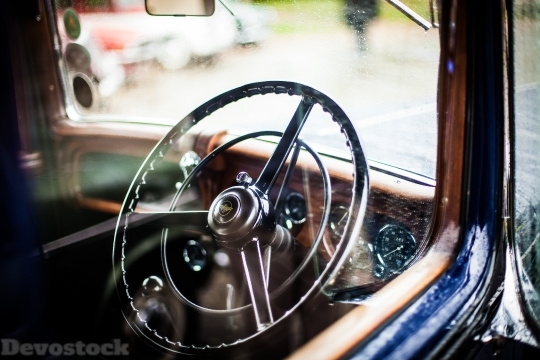 Devostock Car Windshield Steering Wheel 2839 4K