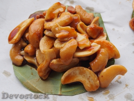 Devostock Cashew Nut Sweet Snack
