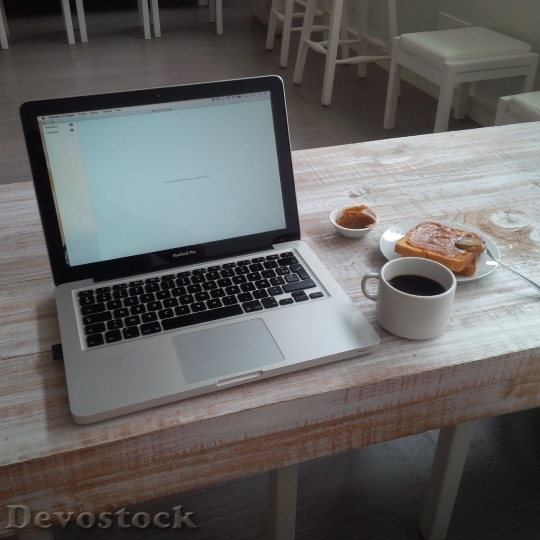 Devostock Coffee Bread Computer Breakfast 0