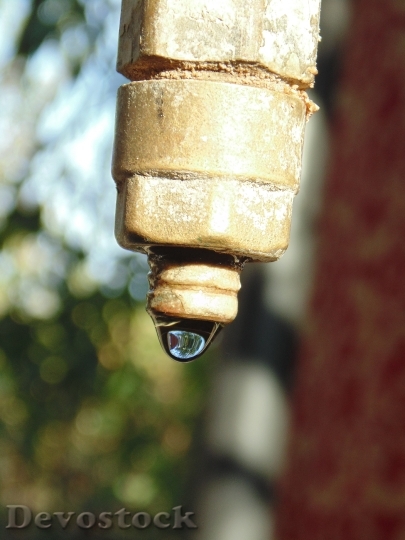 Devostock Drop Water Water Tap