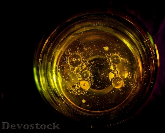 Devostock Drops Gold Water Liquid