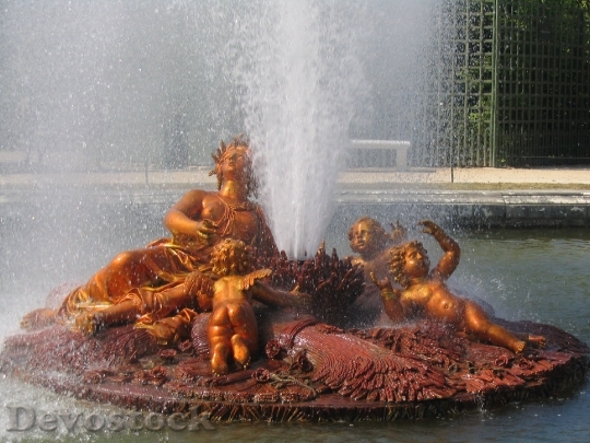Devostock Fountain Statue Water Basin