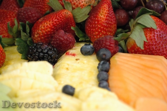 Devostock Fruits Assorted Fresh Blueberries