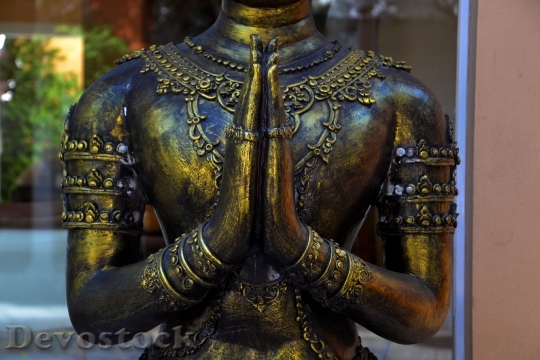Devostock Hands Praying Brass Statue