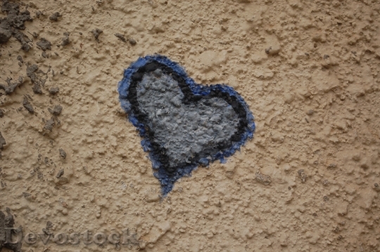Devostock Heart Spray Love Paint