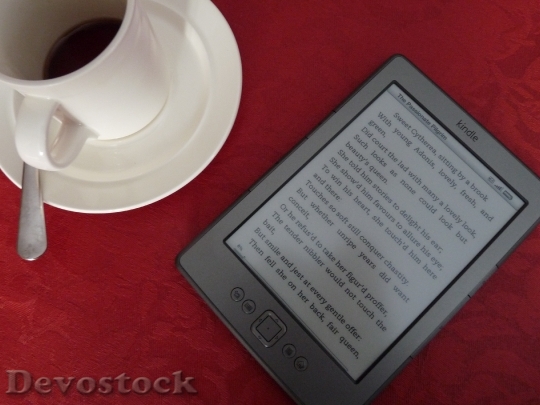 Devostock Kindle E Reader Coffee 0