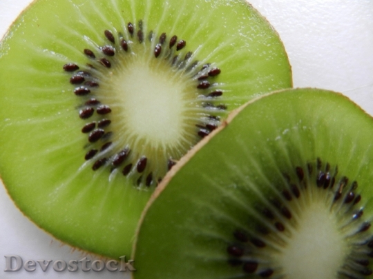Devostock Kiwi Fruit Slices Fresh 1