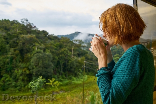 Devostock Landscape Woman Coffee 4570