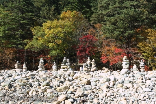 Devostock Mt Seoraksan Fall Foliage 1