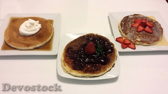 Devostock Pancake Honey Cream Breakfast