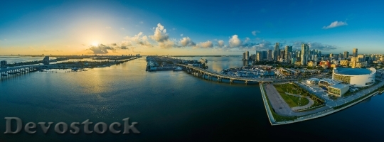 Devostock Panorama Miami Florida Water 346286 4K.jpeg