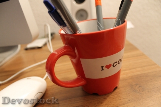 Devostock Pencils Cup Desk Table