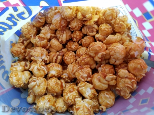 Devostock Popcorn Caramel Corn Snack