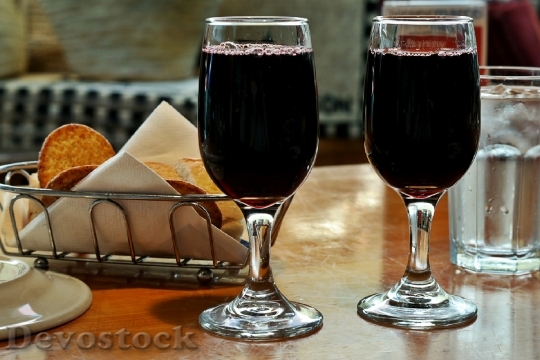 Devostock Red Wine Wine Glass 1