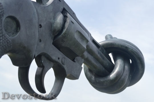 Devostock Sculpture Weapon Peace Memorial