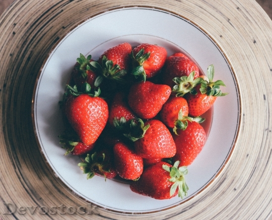 Devostock Strawberries Fruit Plate Food