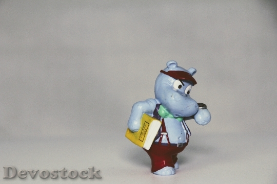 Devostock Tie Sculpture Toy 3591