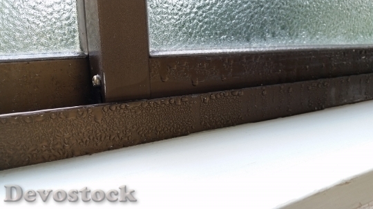 Devostock Winter Windows Dew Condensation