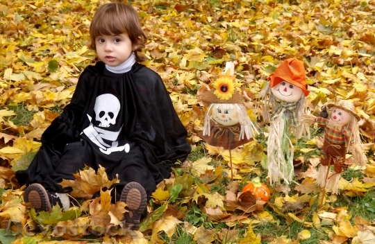 Devostock Witch Halloween Child Girl 2